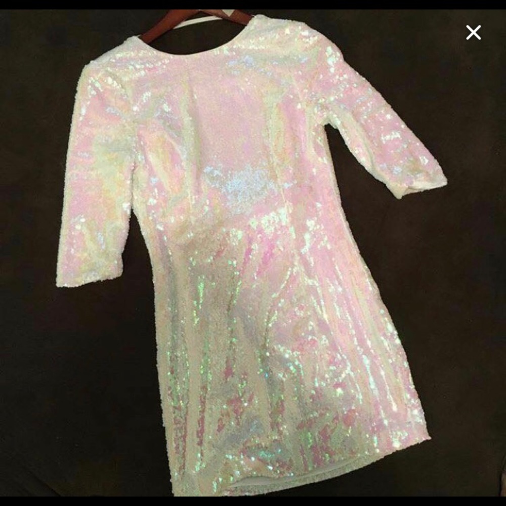White Iridescent Sequin Dress 3/4 Sleeve Sz Small